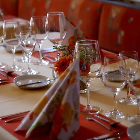 Πανσιόν Restaurant Hasen Sulgau